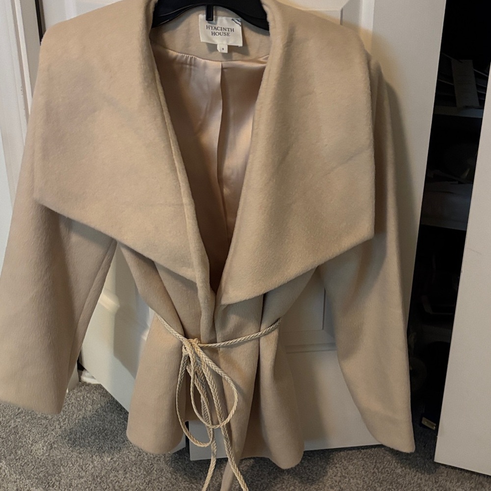 Chic Beige Women's Cape Coat - Picture 2 of 2